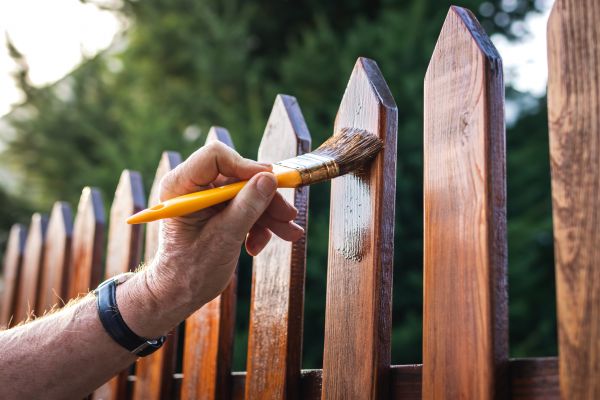 Aluminum Fence Painting