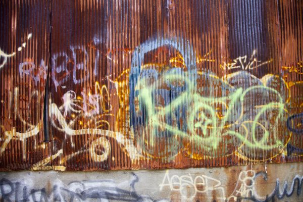 Building Graffiti Cleaning