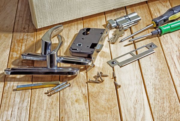 Door Hardware Repair - Door Hardware Repair Montgomery County, Maryland
