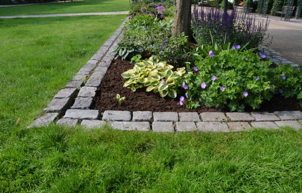 Outdoor Curb Edging