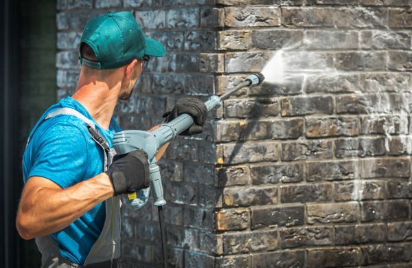 Brick House Washing - Brick House Washing Cedar Rapids, Iowa