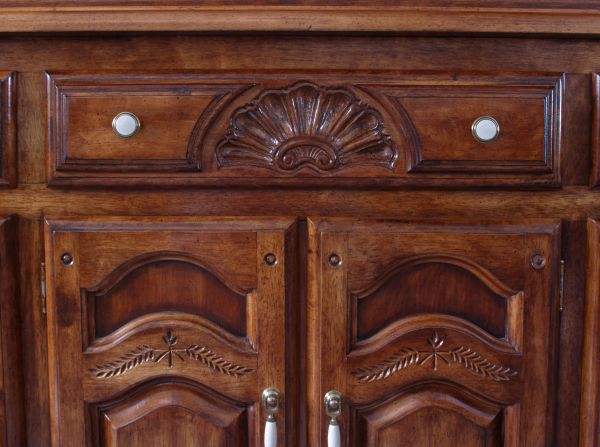 Cabinet Color Restoration
