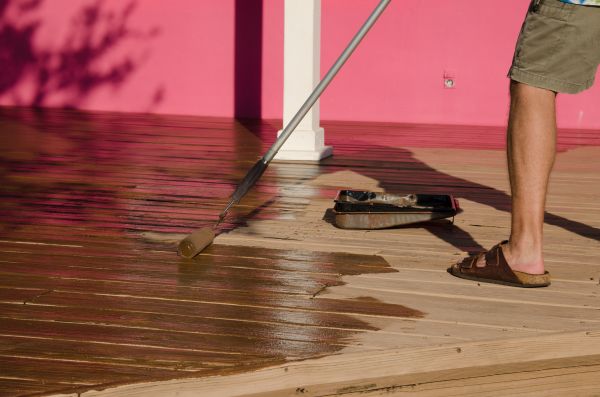 Outdoor Structure Staining